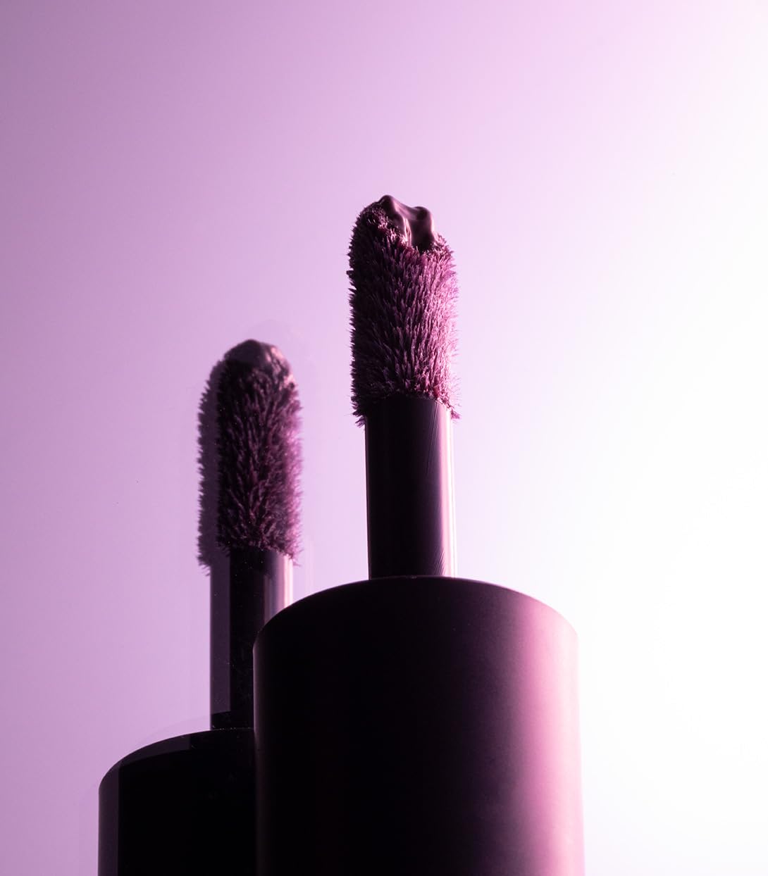 MAKE Beauty Serum Balm Intense, Hydrating Lip Gloss. Pigmented Vegan Moisturizing Lip Oil with Plumping Effect. Lip Emollient Treatment for Soft, Smooth, Shiny Lips - Shade, Purple Paradigm