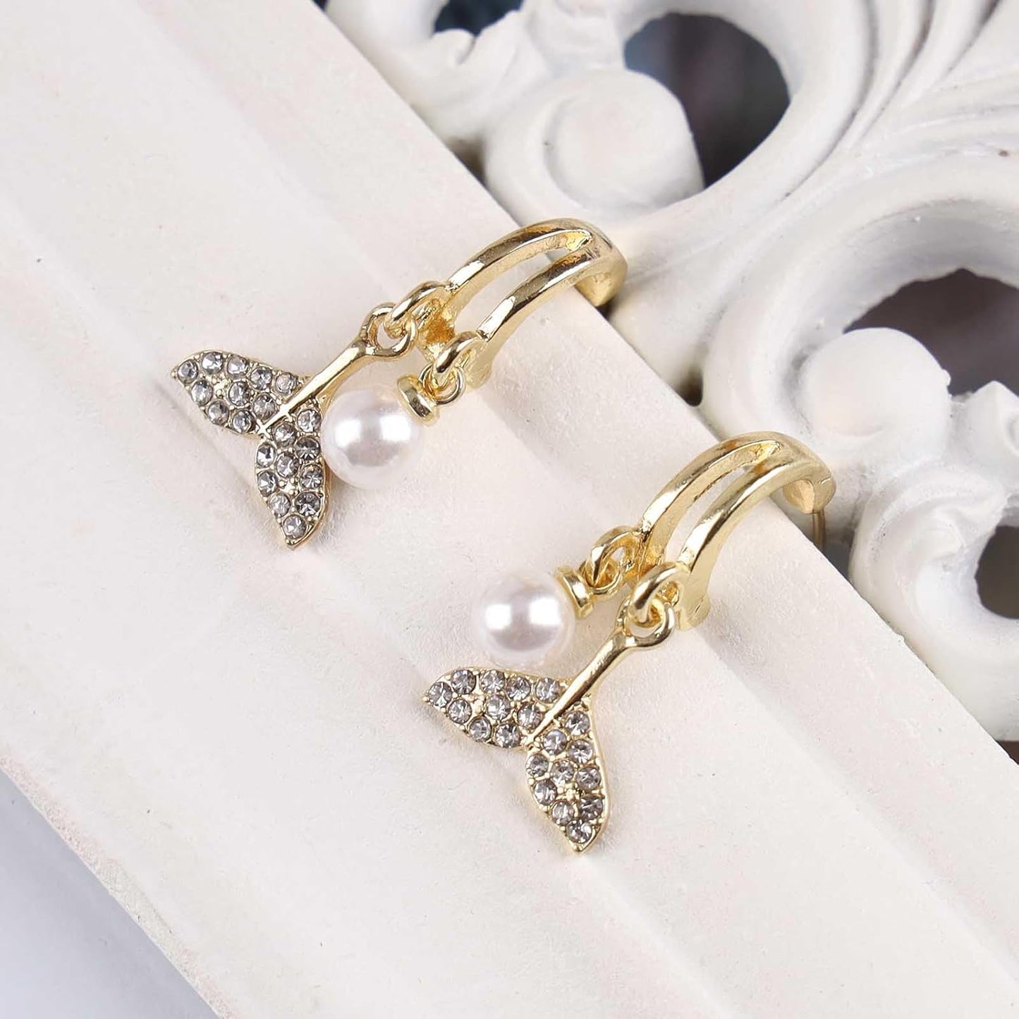 Boho Crystal Pearl Dangle Earrings Cz Mermaid Tail Stud Earrings Gold Pearl Hoop Earrings Vintage Whale Tail Earrings Jewelry for Women