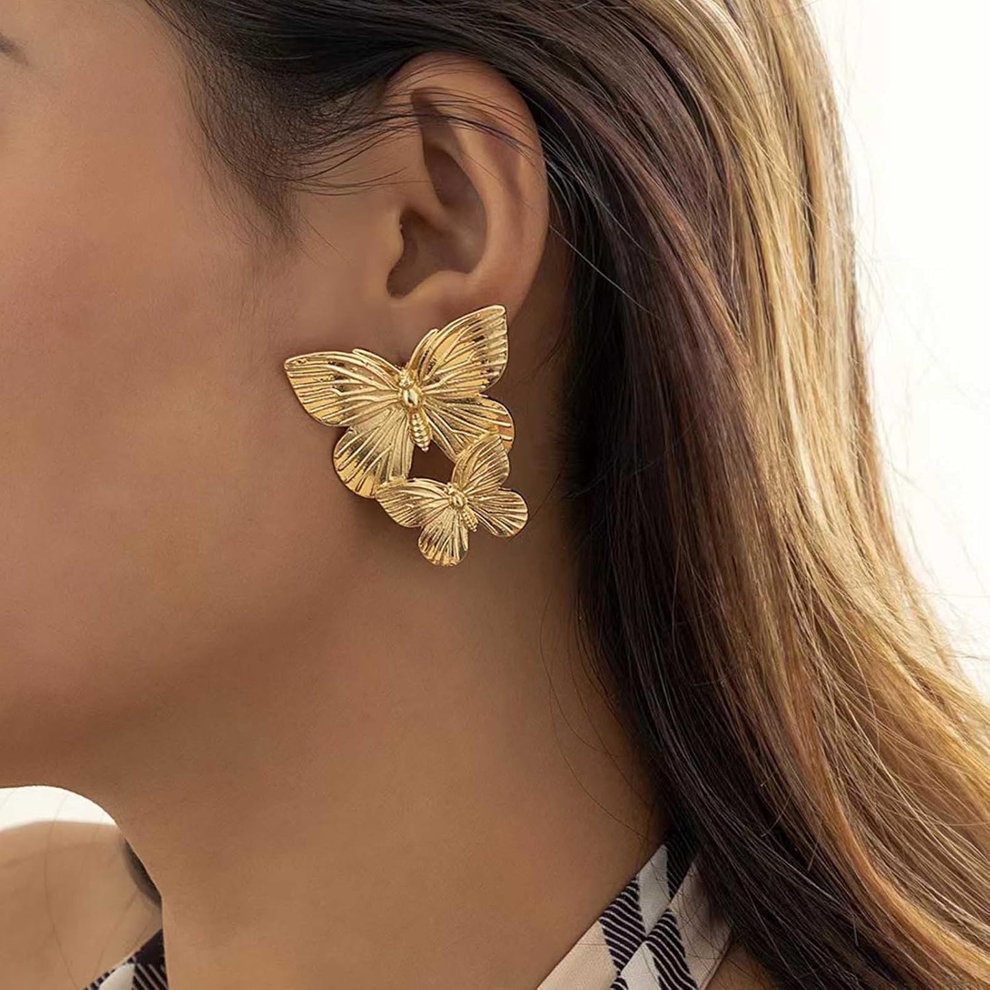 Boho Big Butterfly Drop Earrings Vintage Gold Double Butterfly Dangle Earrings Statement Animal Butterfly Earrings Prom Butterfly Earrings Jewelry for Women