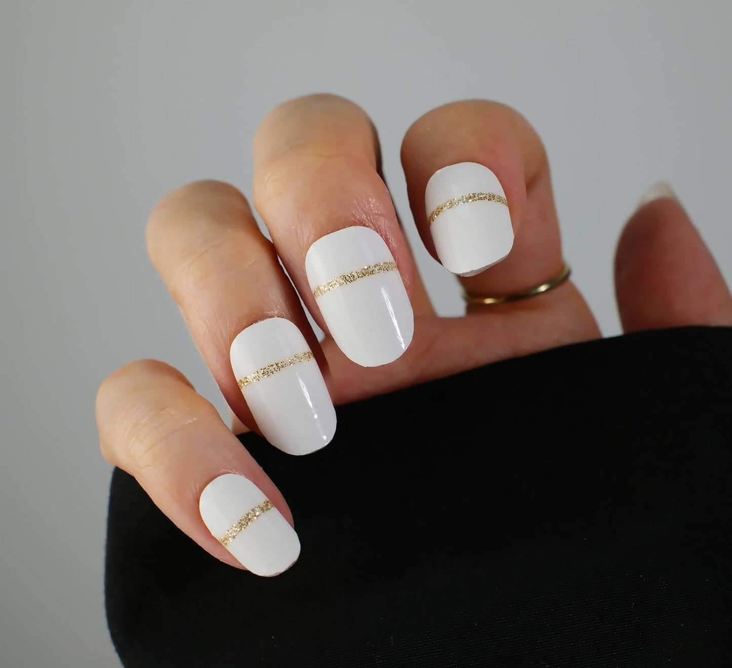 Nail Polish Strips, 32PCS Salon Quality Wraps, Long Lasting Gel Nail Stickers for Women Easy Apply& Remove (White Frost on Cake)