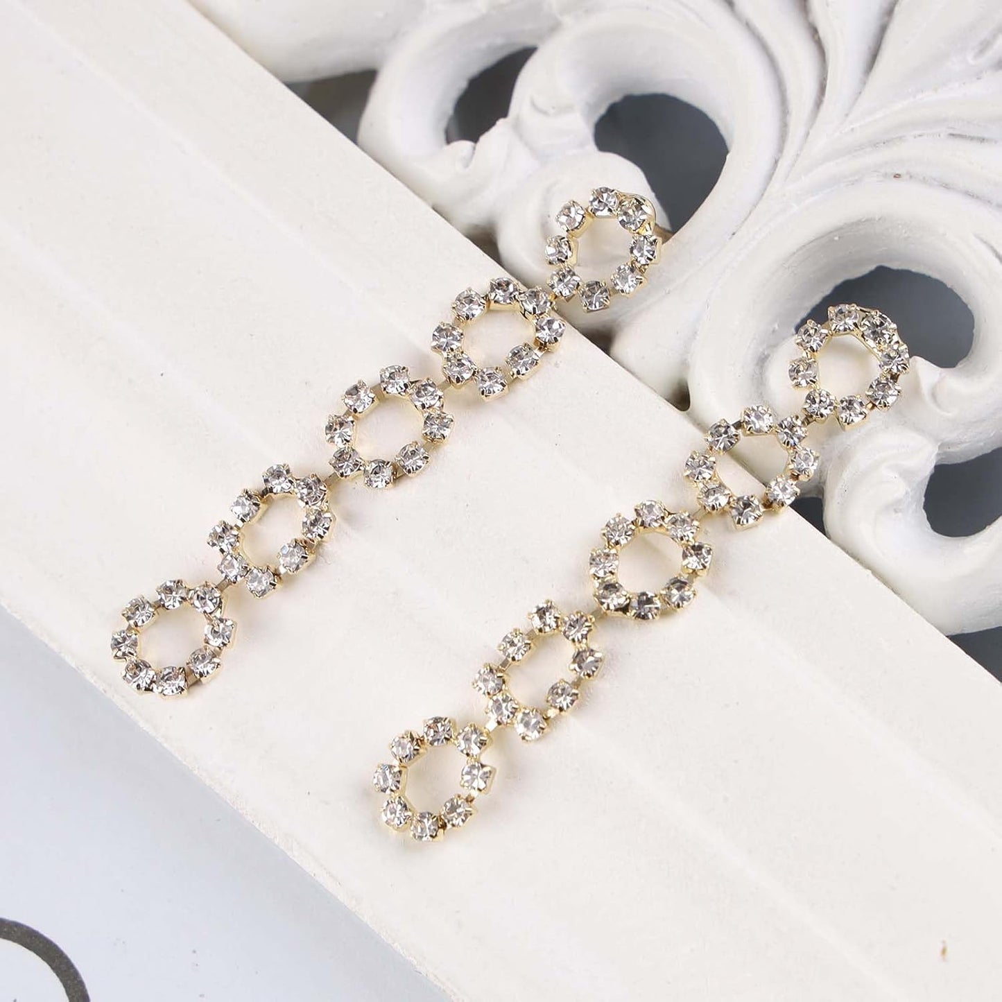 Vintage Crystal Square Drop Earrings Long Rhinestone Tassel Earrings Gold Hollow Square Dangle Earrings Sparkly Cz Bridal Stud Earrings Jewelry for Women