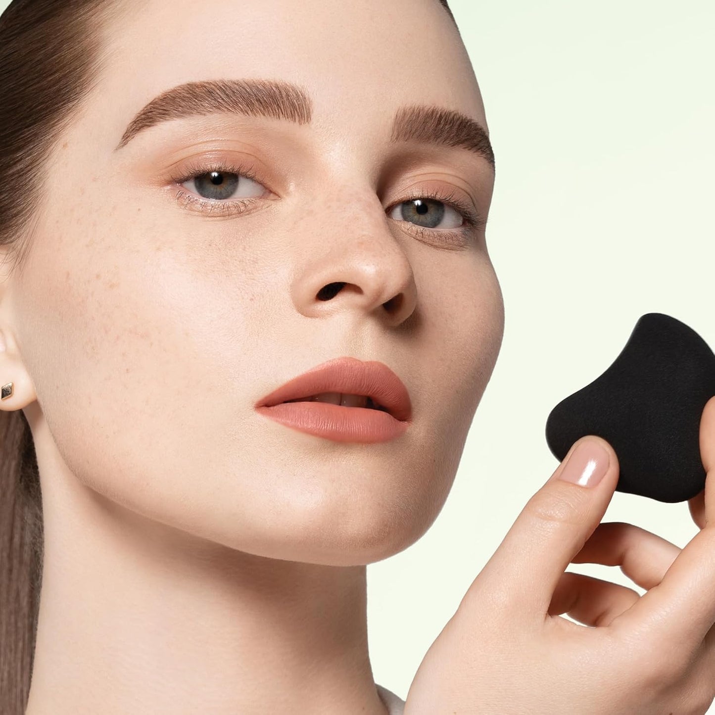 Original Beauty Blender Makeup Sponge Applicator for Powder, Cream & Liquid, Beauty Tools Puff, Streak Free Application, Vegan, Cruelty Free Made in USA, Black (3 Pieces)