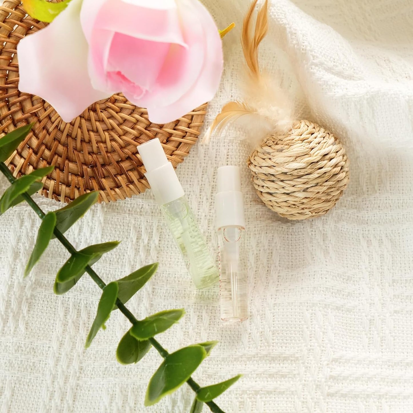 Designer Fragrance Sampler Set-Designer Perfume Sampler Luxury High End Perfume Vial Sample Set (12 Random Samples)