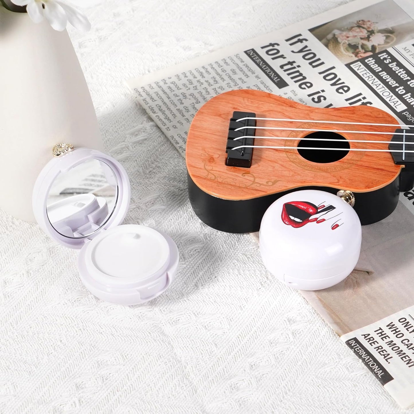 2 Pack Lip Balm Containers,Plastic Portable Empty Lip Balm Container with Mirror and Silicone Lip,Empty Lipstick Dispenser Box for Travel,Home