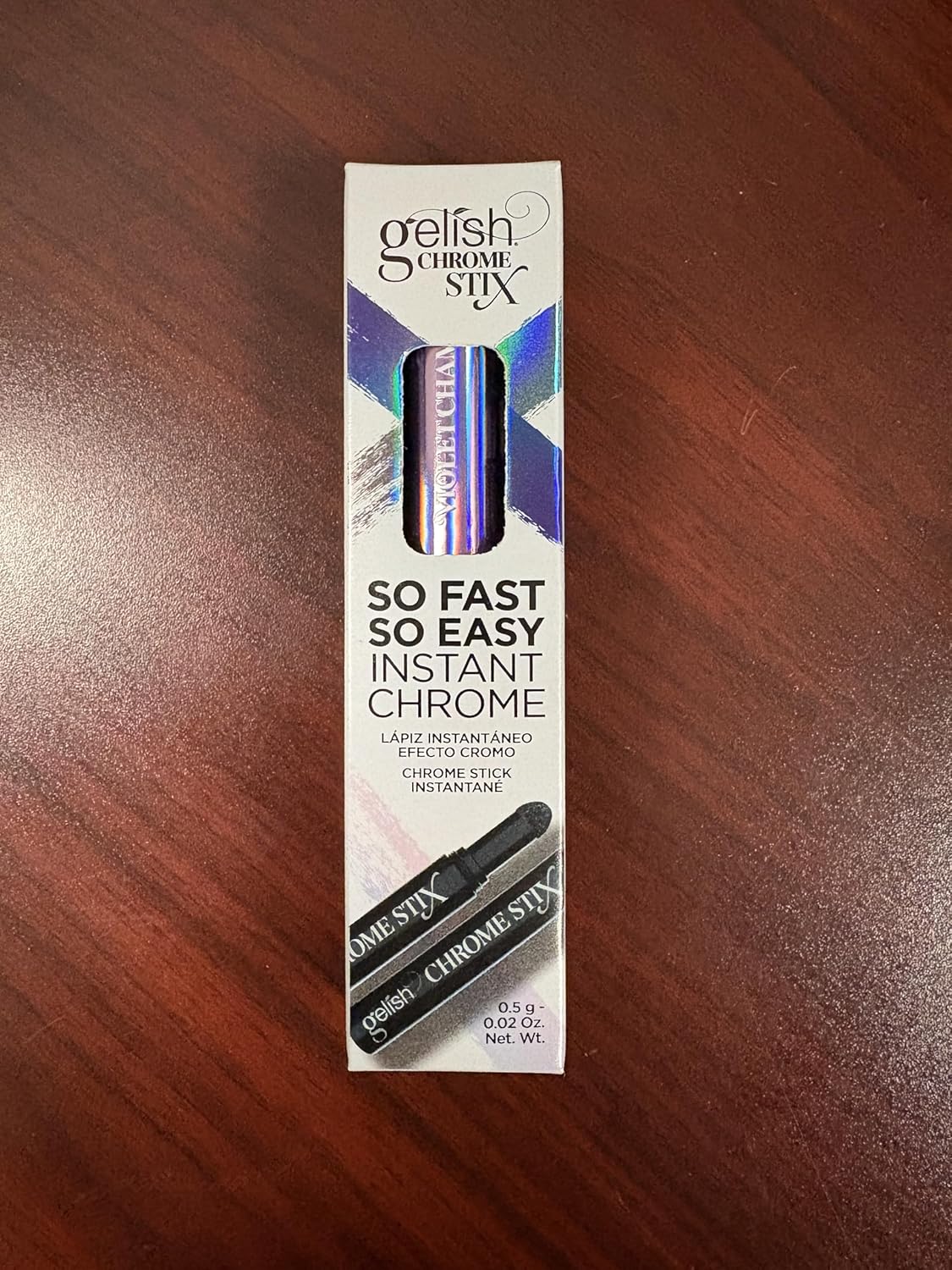 Gelish Chrome Stix, Chrome Nail Powder, Nail Art for Stunning Metallic Finish, Long-Lasting, Easy Application, Perfect for Professional and At-Home Use (Violet Chameleon, 0.5g)